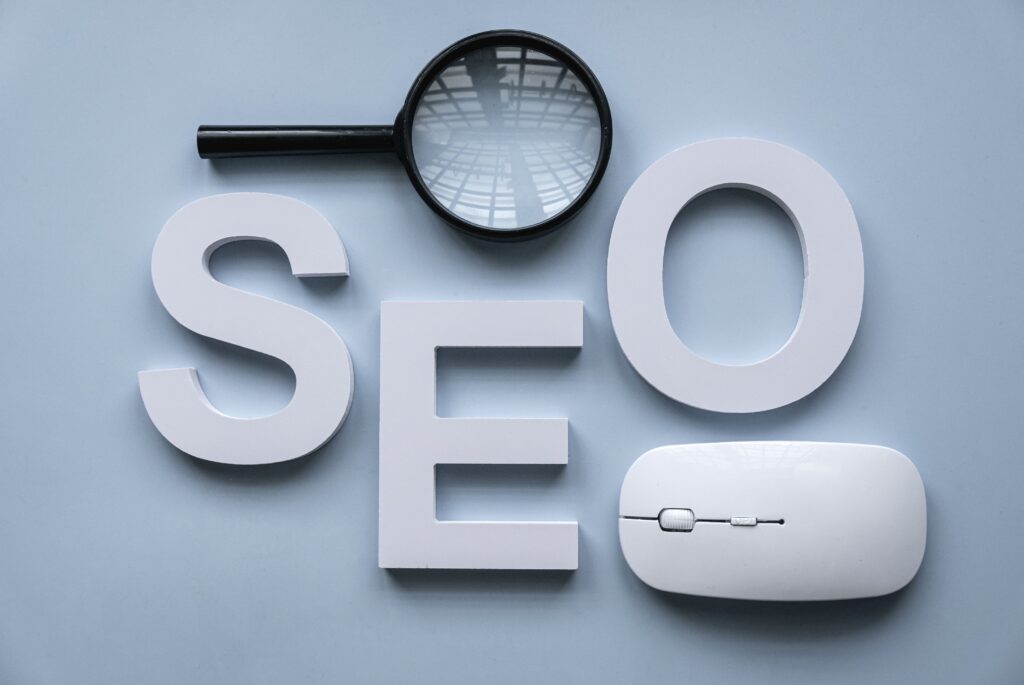 white hat SEO mybrief blog lupa e mouse